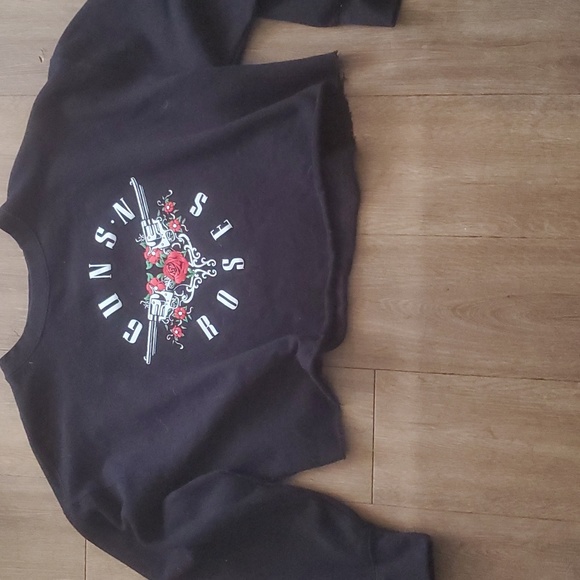 Guns N Roses Cut Off Black Crew Neck Sweatshirt. - Picture 7 of 7